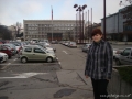 Hčerka Sara pred parlamentom