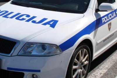 V Ljutomer so v soboto pridrvele številne policijske patrulje