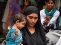 MUSLIMANKA Z OTROKOM - DELHI Indija