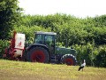 Prikaz strojev za poletno obdelavo tal