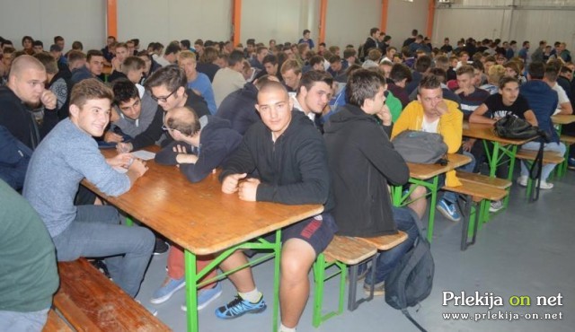 Seznanitev mladih z vpisom v vojaško evidenco Seznanitev mladih z vpisom v vojaško evidenco