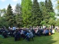 Številno občinstvo 6. maja v Vrtu na Petanjcih