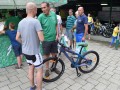 Predaja kolesa nagrajencu Davidu Štraklu iz Moščanec