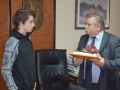 Srednješolec Filip Kovačič v pogovoru z županom