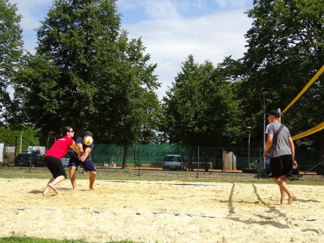 12. sezona poletne lige v odbojki na mivki