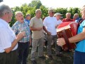 Postavljanje klopotca v Steyerjevem vinogradu