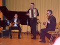 Andrej Tibaut (kitara),Viktor Malec (harmonika), Dejan Zorman (bas kitara)