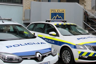 Policija