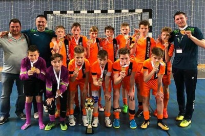 KMN Meteorplast U13