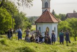 Košnja na star način pri Mali Nedelji