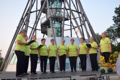 Festival ljubiteljske kulture pri stolpu Vinarium