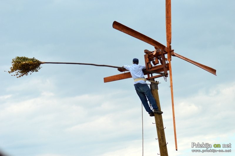 Postavljanje klopotca