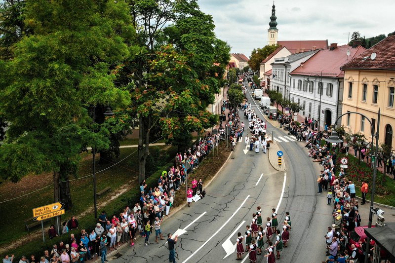 Tradicionalna povorka 39. Lendavske trgatve