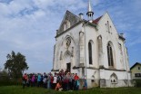 Krajši postanek pri Florjanovi kapeli na Petanjcih