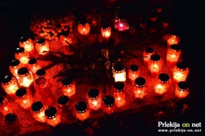 Nagrobne sveče