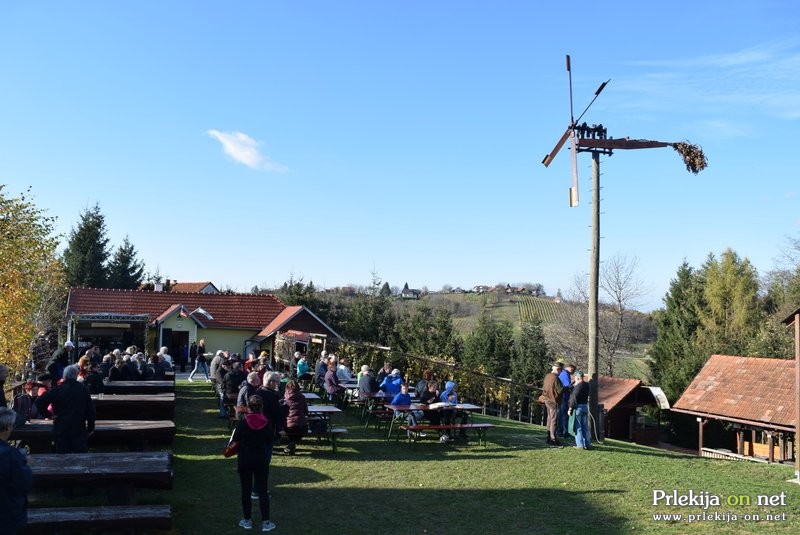 Martinovanje na Kapelskem Vrhu