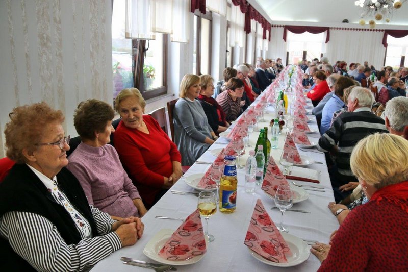 Na Martinovanju upokojencev iz občine Sv. Jurij ob Ščavnici je bilo zelo veselo