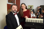 Mirco Patarini in učiteljica harmonike Olga Radolič