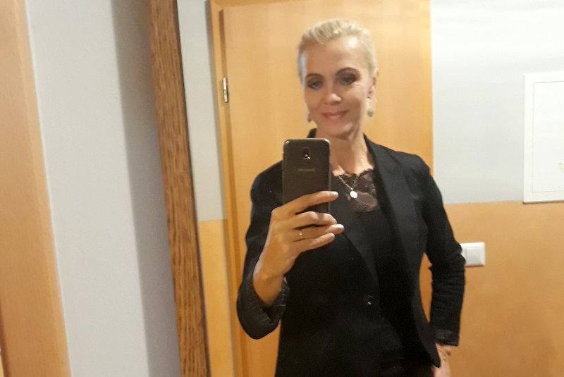 Priznam, da sem postala odvisna od svojega telefona in od slikanja selfijev…