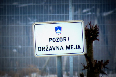Peš je prestopila državno mejo med Hrvaško in Slovenijo