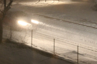 Ponekod se bo sneg mešal z dežjem, zato bo ob nizkih temperaturah možna tudi poledica