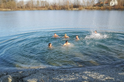 Novoletni skok v šoderjamo