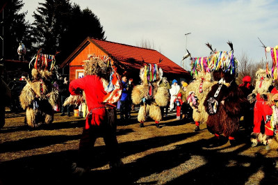 Kurenti v Mahovcih