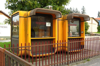 Kiosk K67 leta 2009 pred Imgradom v Ljutomeru