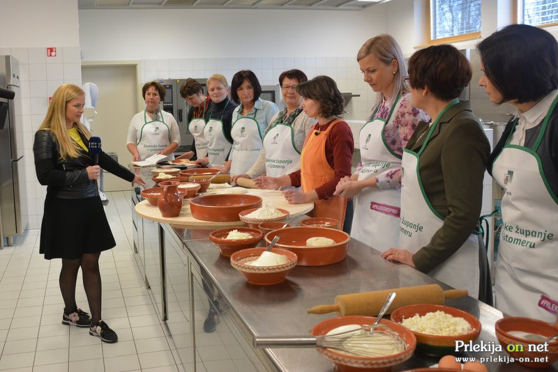 Slovenske županje v Cezanjevcih