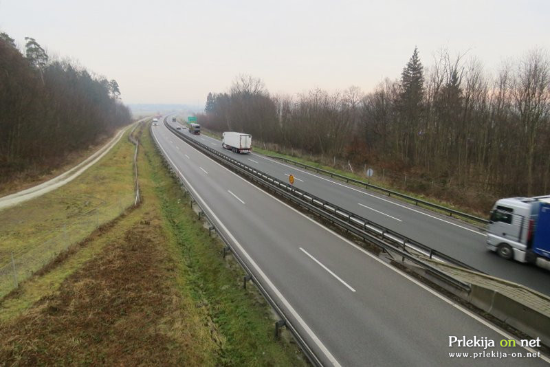 Prometna nesreča se je zgodila na pomurski avtoceti