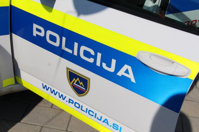 Policija