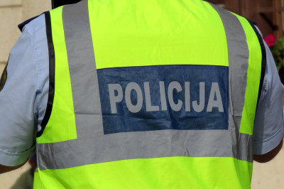 Policija