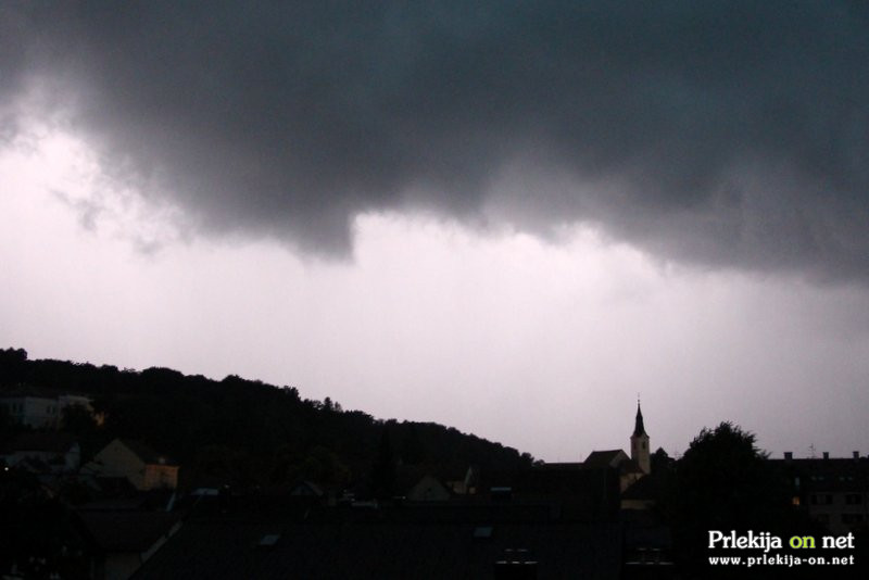 Predvsem na Štajerskem in v Prekmurju so možne močne nevihte