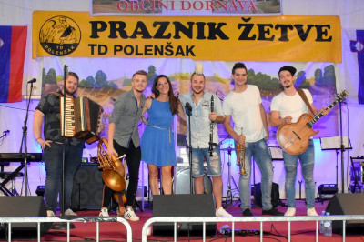 56. praznik žetve na Polenšaku s Poskočnimi muzikanti