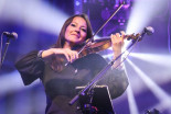 Hermina violina kot vedno atraktivna na odru