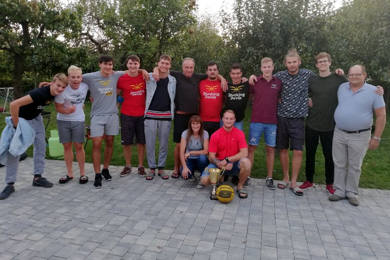 Akrobatska skupina Dunking Devils v Borecih