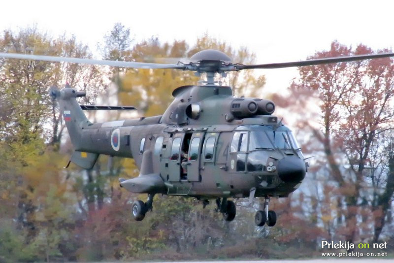 Helikopter Slovenske vojske v Ljutomeru