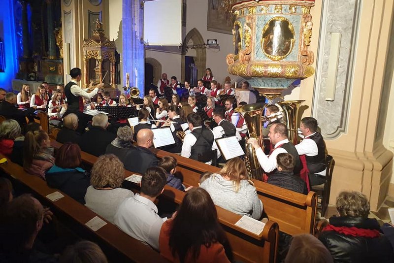 Miklavžev koncert Pihalnega orkestra KD Ivan Kaučič Ljutomer