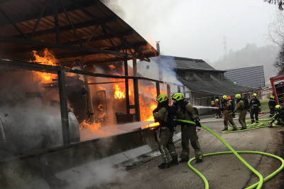 Požar v Metavi, foto: GB Maribor