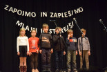 Zapojmo in zaplešimo mlajši in starejši