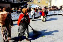 Povorka tradicionalnih pustnih likov in mask