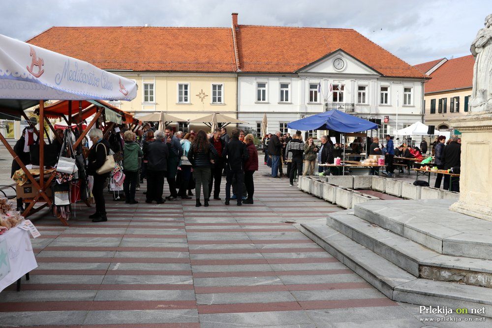 Na javnih krajih se ne bo več možno zbirati