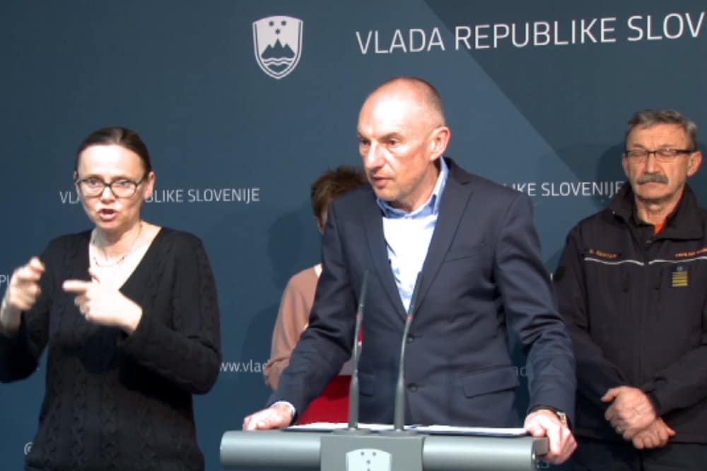 V Sloveniji je iz dneva v dan več okuženih