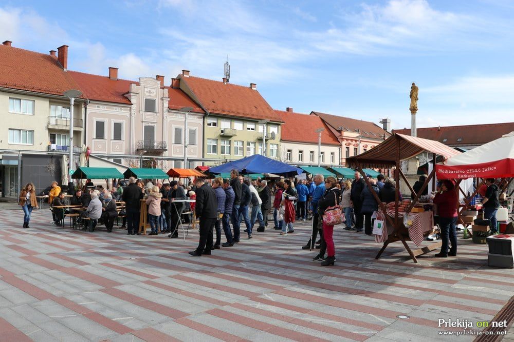 Od 1. junija naprej bo na javnih krajih ponovno dovoljeno zbiranje do 200 oseb.