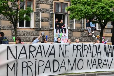 V zadnjih tednih se vrstijo protesti tudi zaradi poseganja v naravo