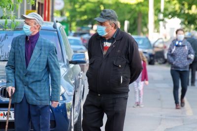 V zadnjih dneh se v Sloveniji ponovno pojavljajo posamezne okužbe s koronavirusom