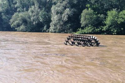 Mura je odnesla kolo, foto: Zavod za turizem, kulturo in šport Beltinci