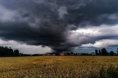 Proti večeru bodo možna močnejša neurja, foto: Sara Vinkovič