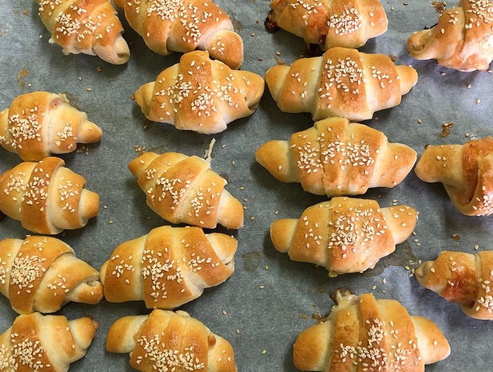 Pečemo slane kvašene rogljičke