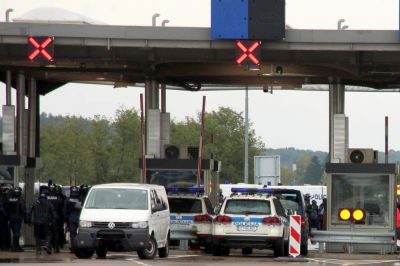 Za Srbijo tako velja več izjem, ko karantena ne bo odrejena